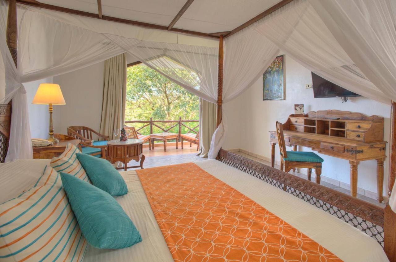 BLUEBAY BEACH RESORT 5*