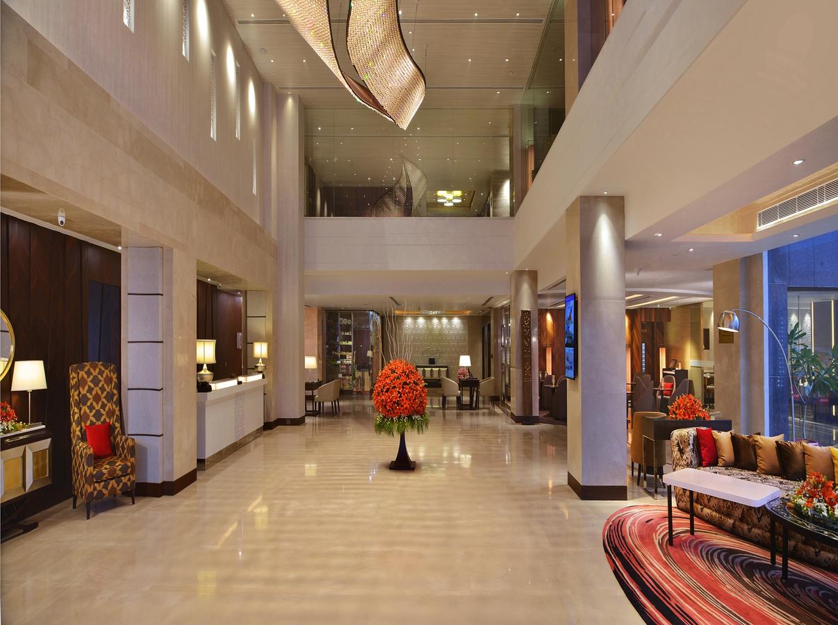 GRAND MERCURE AGRA 5*